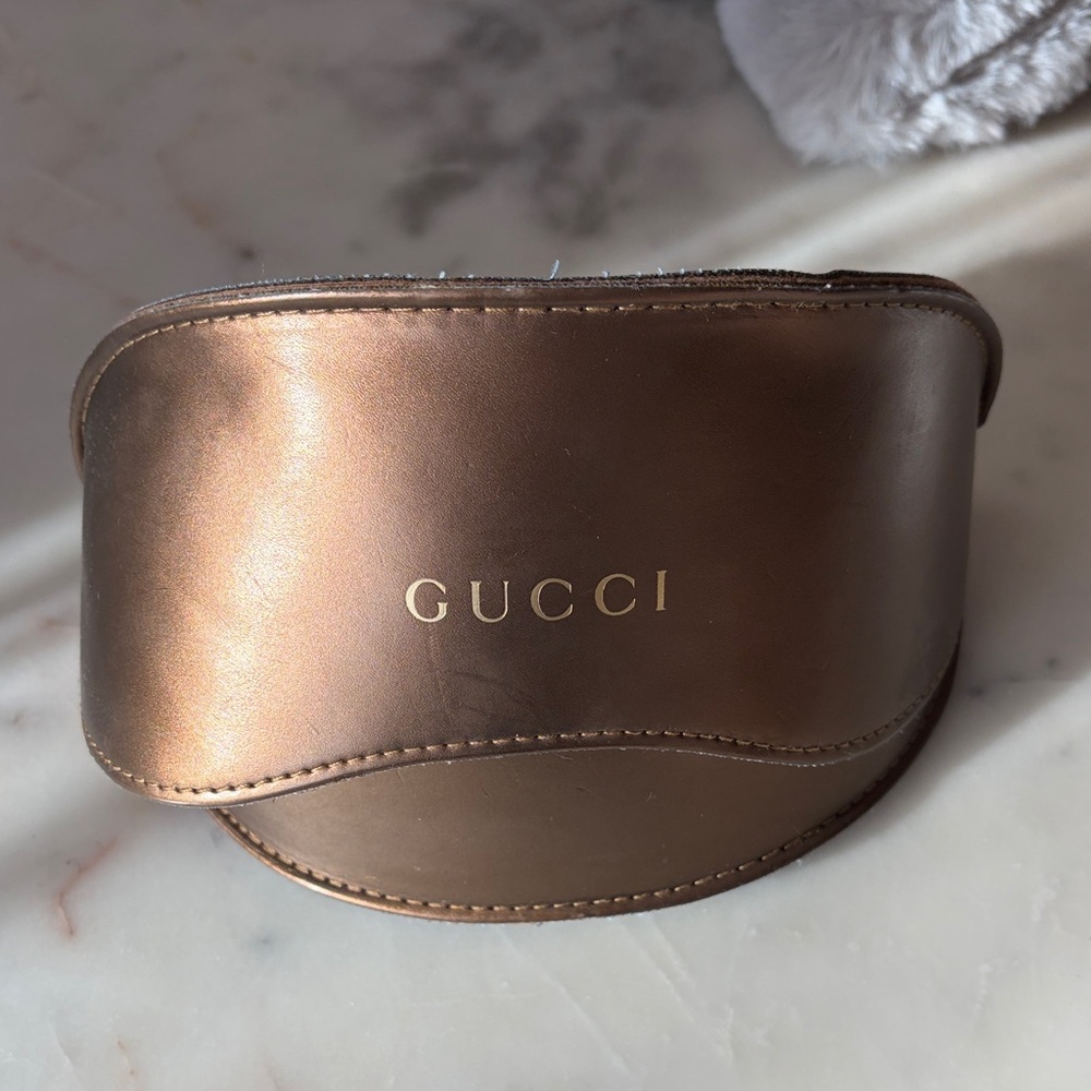 Gucci brown sunglasses case - Picture 2 of 2